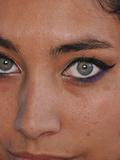 Make-up// Underliner violet