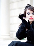 Les fausses bonnes idées make-up quand on a la peau pâle