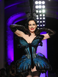 Dita Von Teese par Jean Paul Gaultier