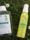 Des cheveux plus légers avec la pulpe de cédrat – Klorane